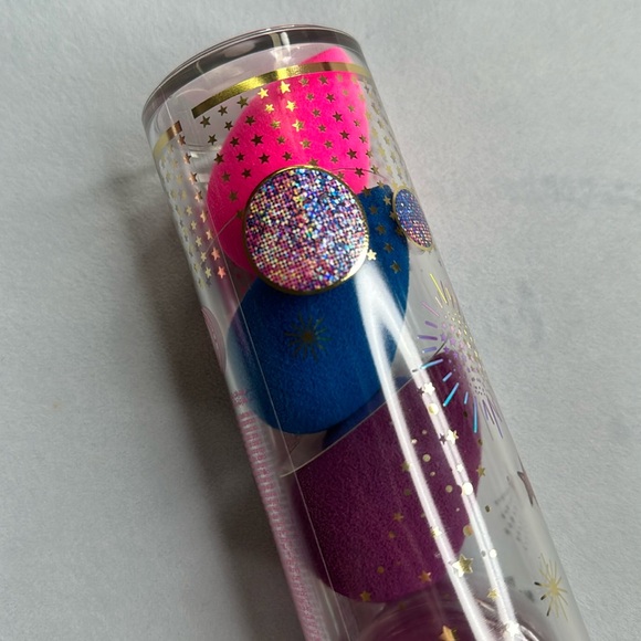 🧰 BEAUTYBLENDER | LIMITED EDITION ‘TURN THE BLEND AROUND’ BEAUTY SPONGE SET - Picture 3 of 9
